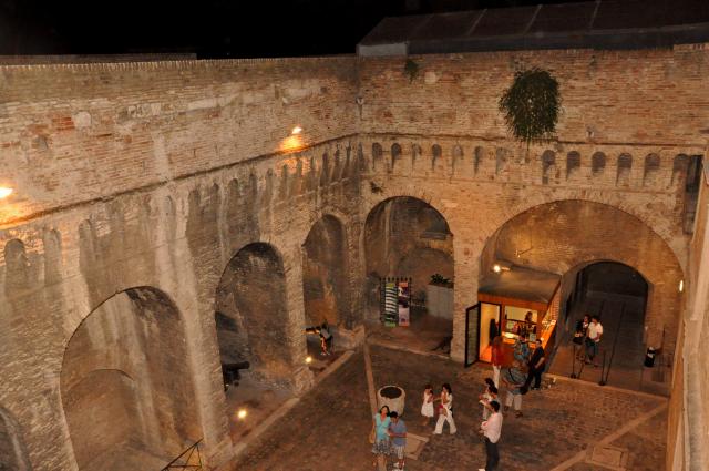 min 2010 08 07 senigallia chateau 102